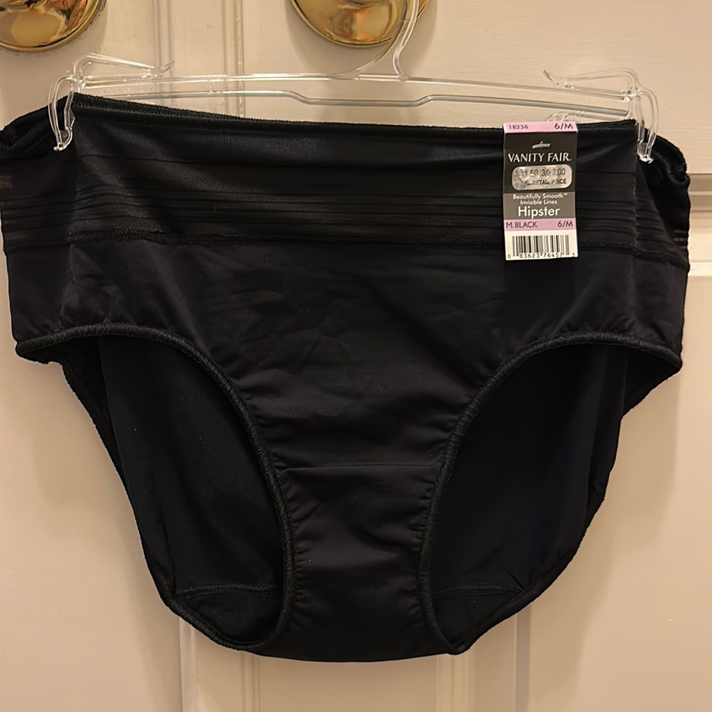 5 Brand New Vanity Fair Hipster Underwear M